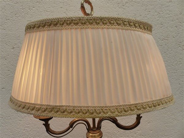 Hot water bottle lamp