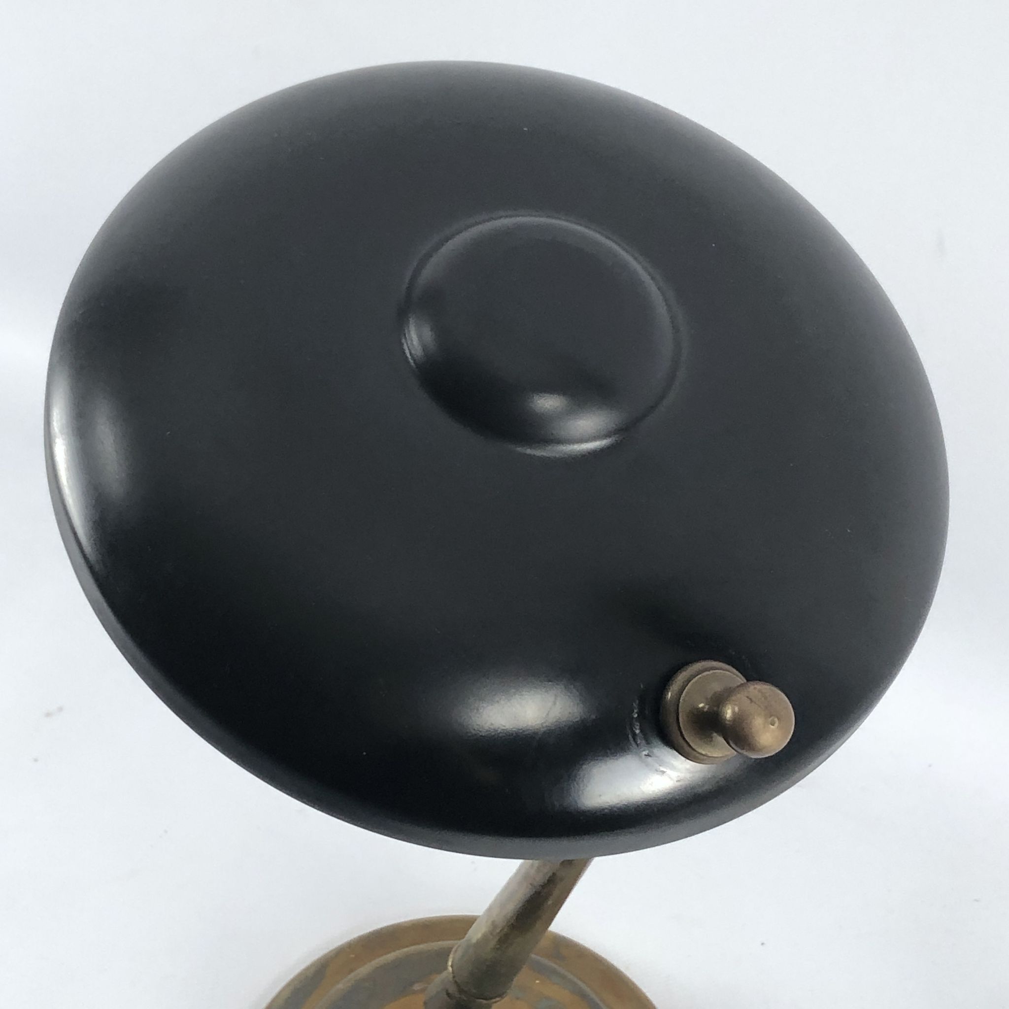 Lumi Milano, Mid-century brass and lacquer two joints table lamp