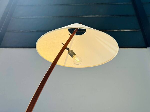 Lampadaire Dornstab vintage en teck, par J.T. Kalmar & A. Pöll, Autriche, 1947
