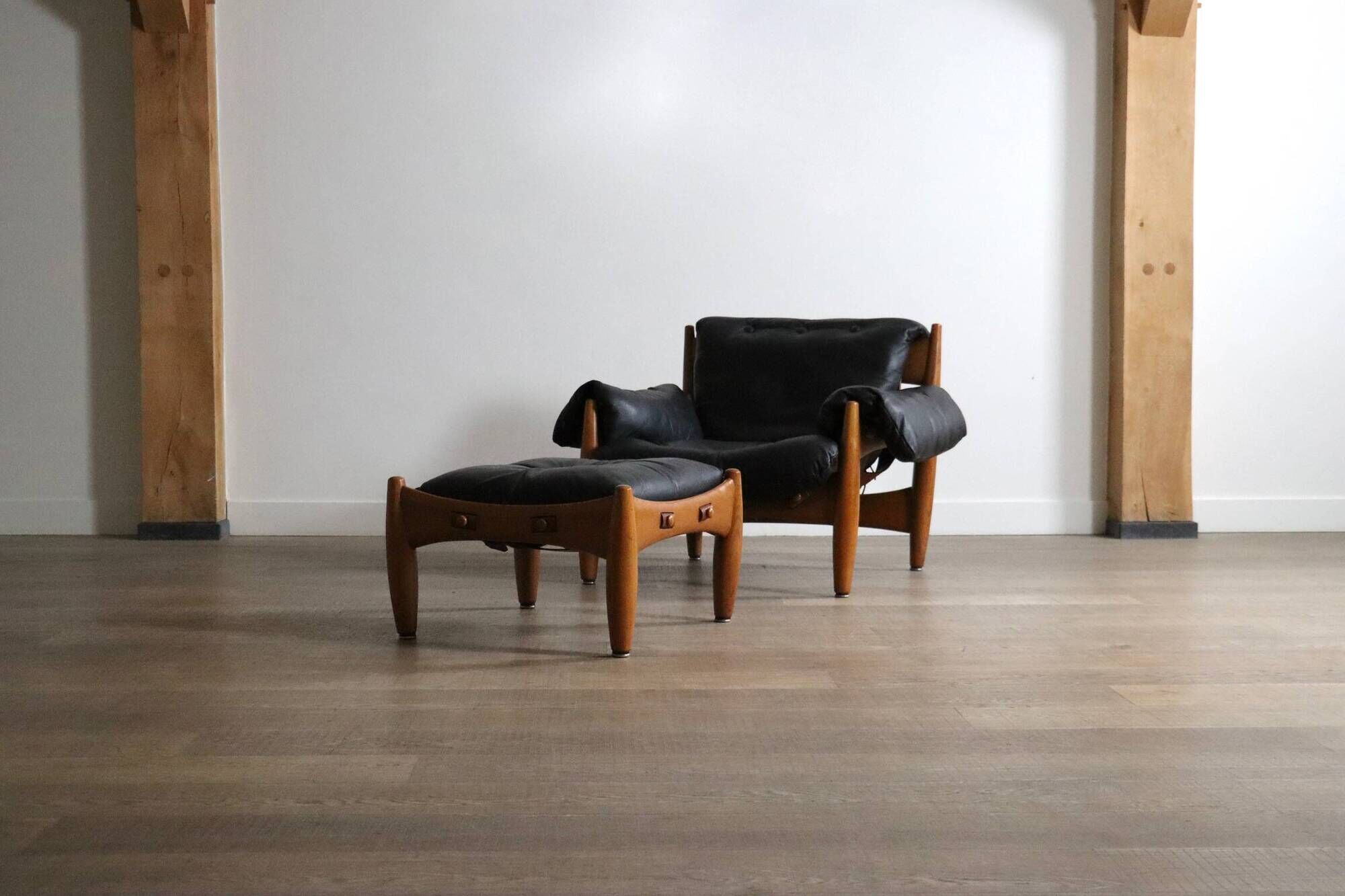Sheriff Lounge Chair with ottoman by Sergio Rodrigues for Isa Bergamo 1960s