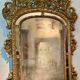 Grand miroir de mariage en bois doré français du 19ème siècle, miroir de dessus de manteau antique avec verre mercuré d'origine.