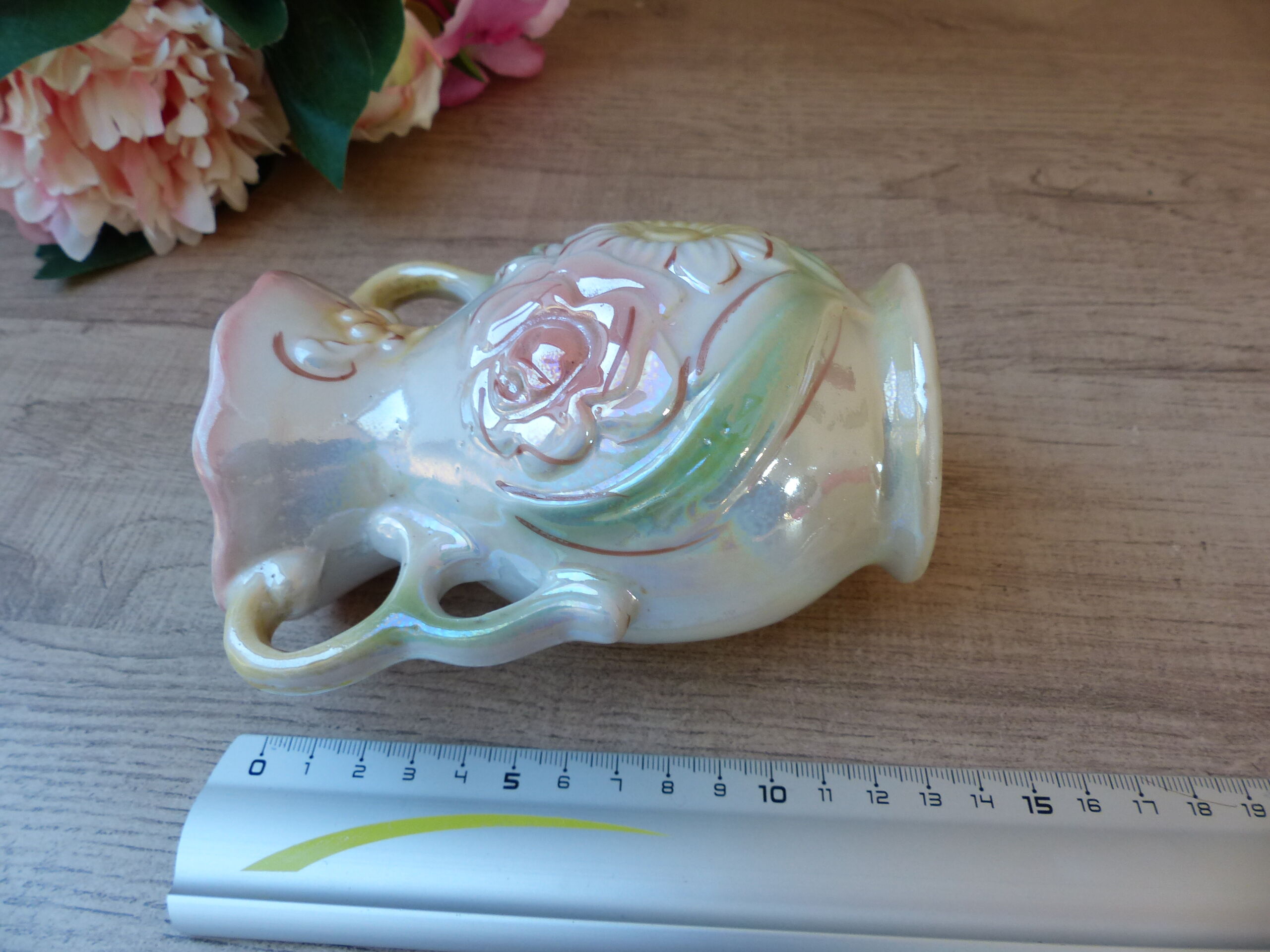 Iridescent ceramic vase floral decoration with double handles made in brazil