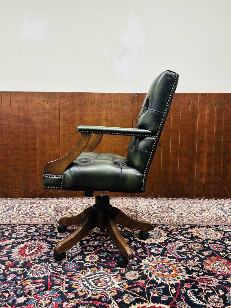 Chaise de bureau classique chesterfield president chair verte
