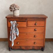 Commode anglaise