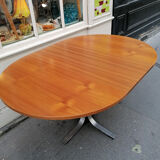 Table goes up and down 1970