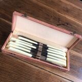 12 art deco knives