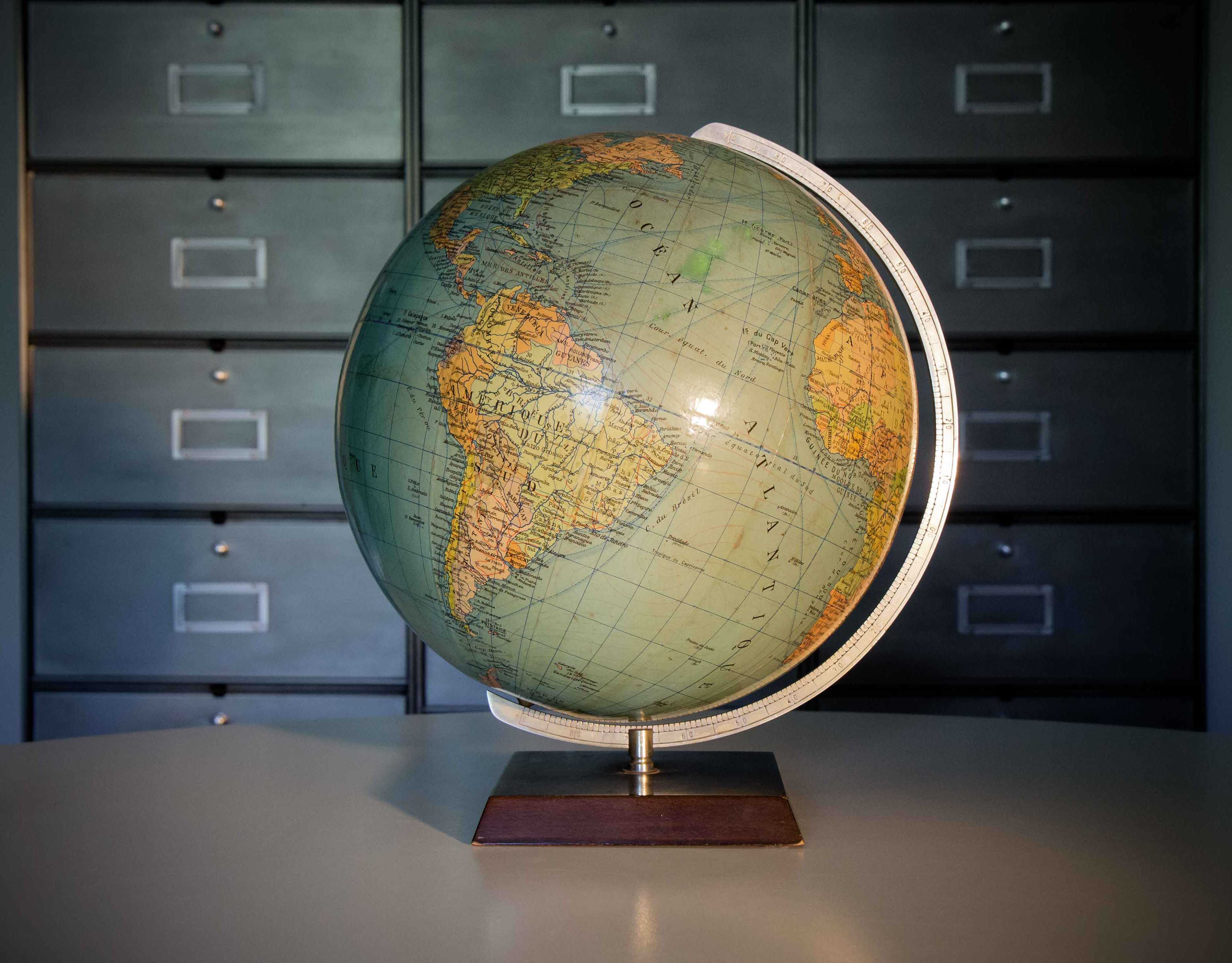 Globe Earth Columb year 50