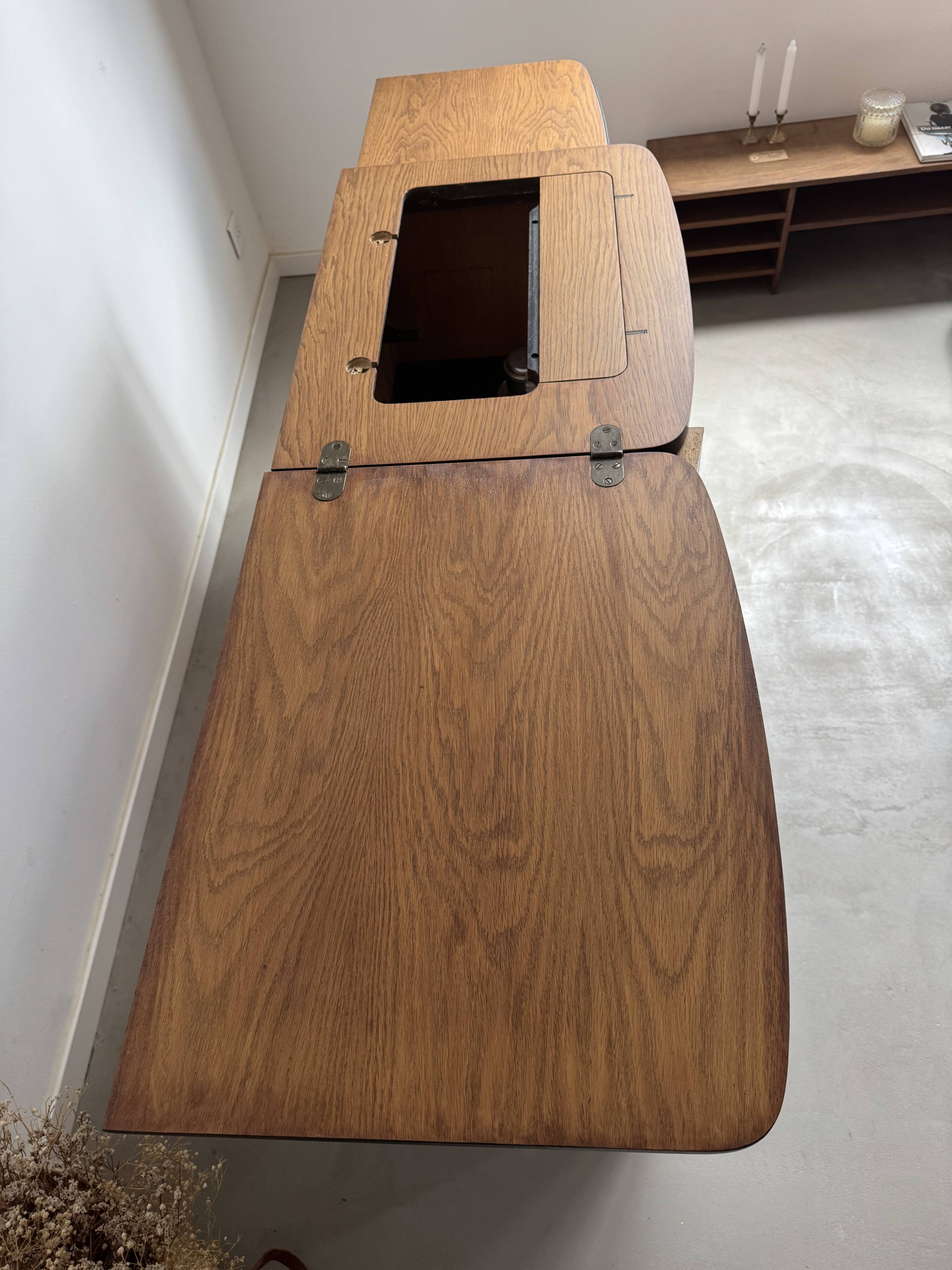 Buffet, bar cabinet
