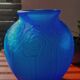 Vases art déco en persglas bleu givré avec décor floral et lignes épurées