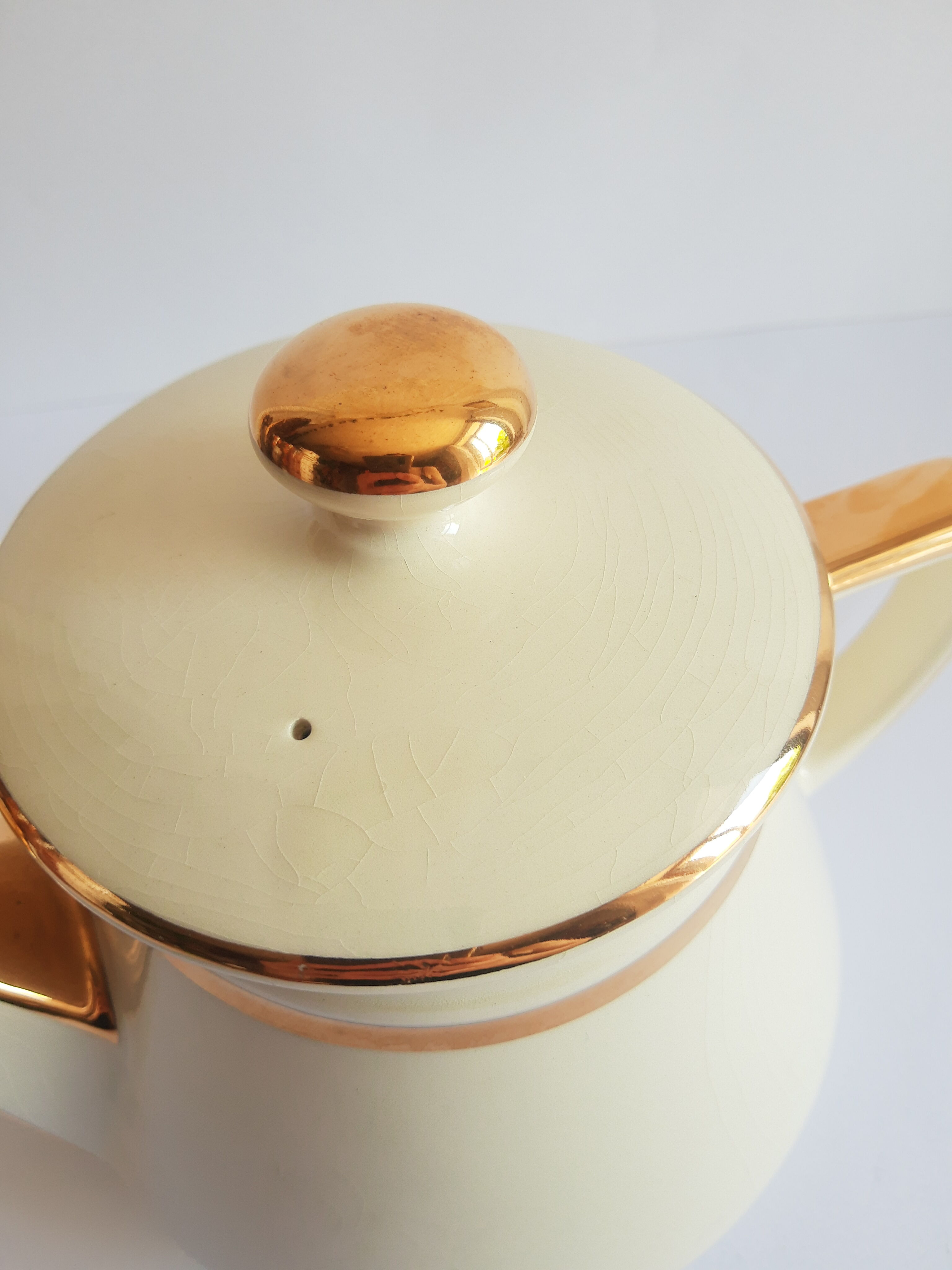 Vintage Villeroy and Boch earthenware coffee pot