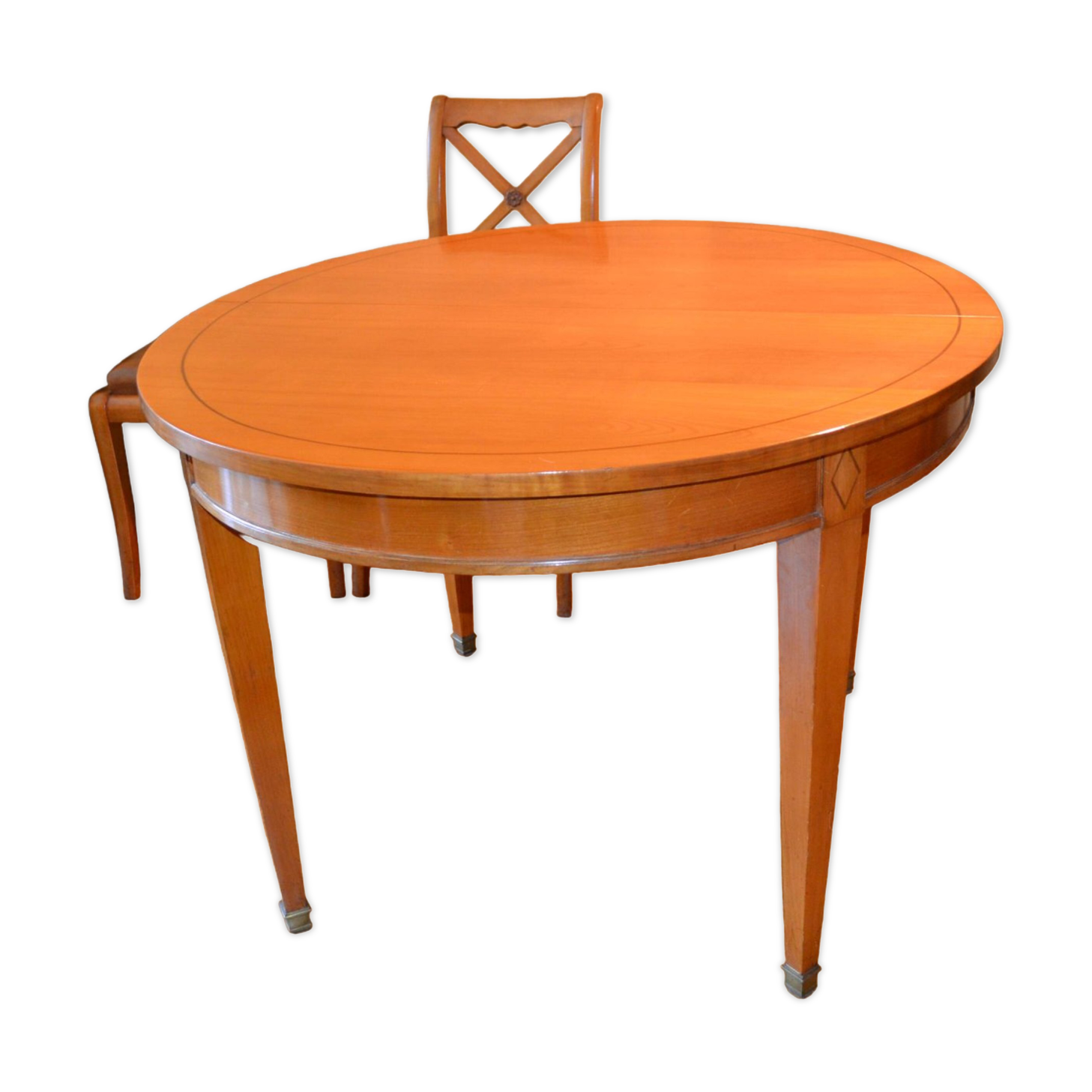 Extendable solid cherry wood dining table