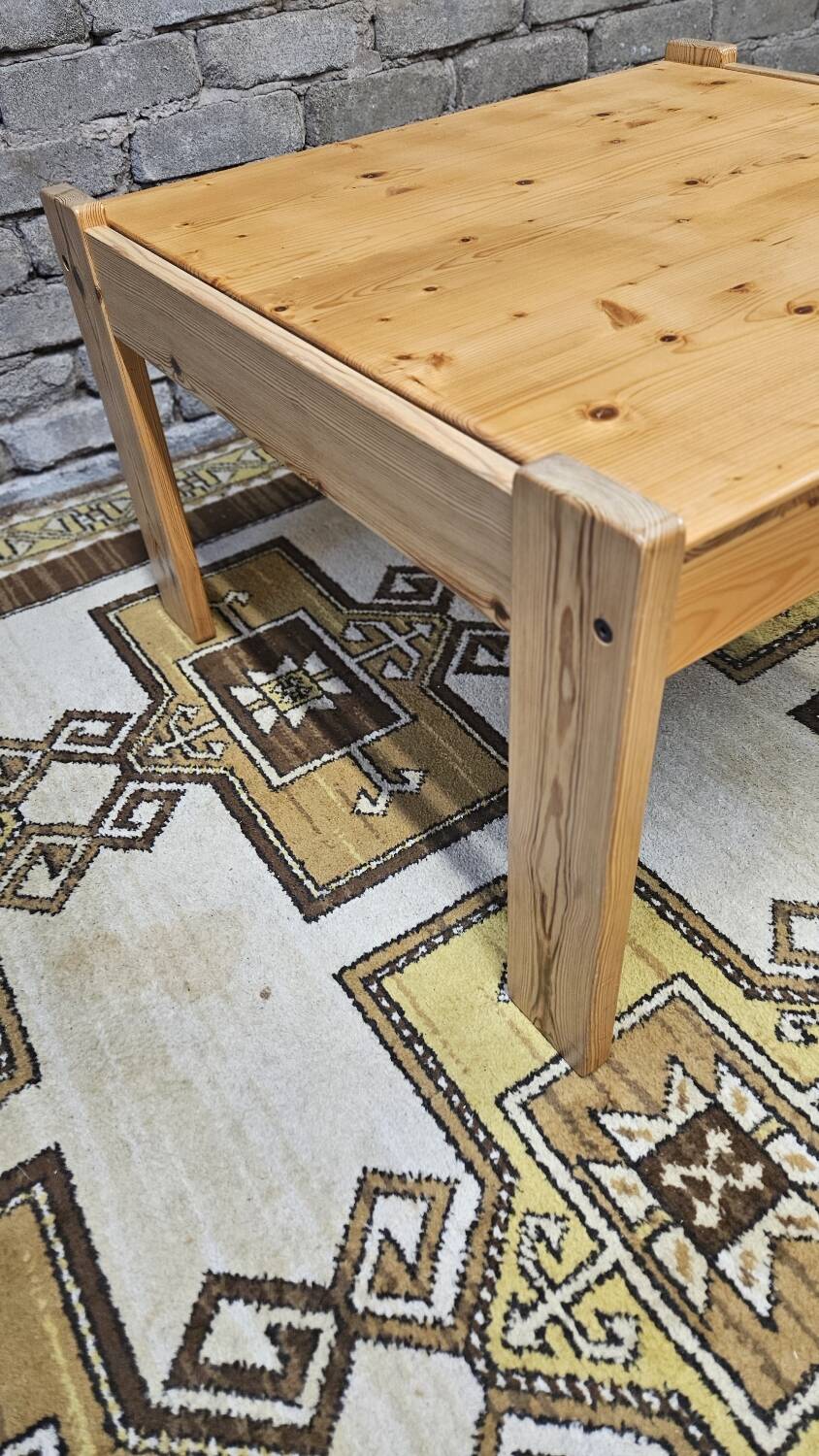 Danish pine coffee table 1970