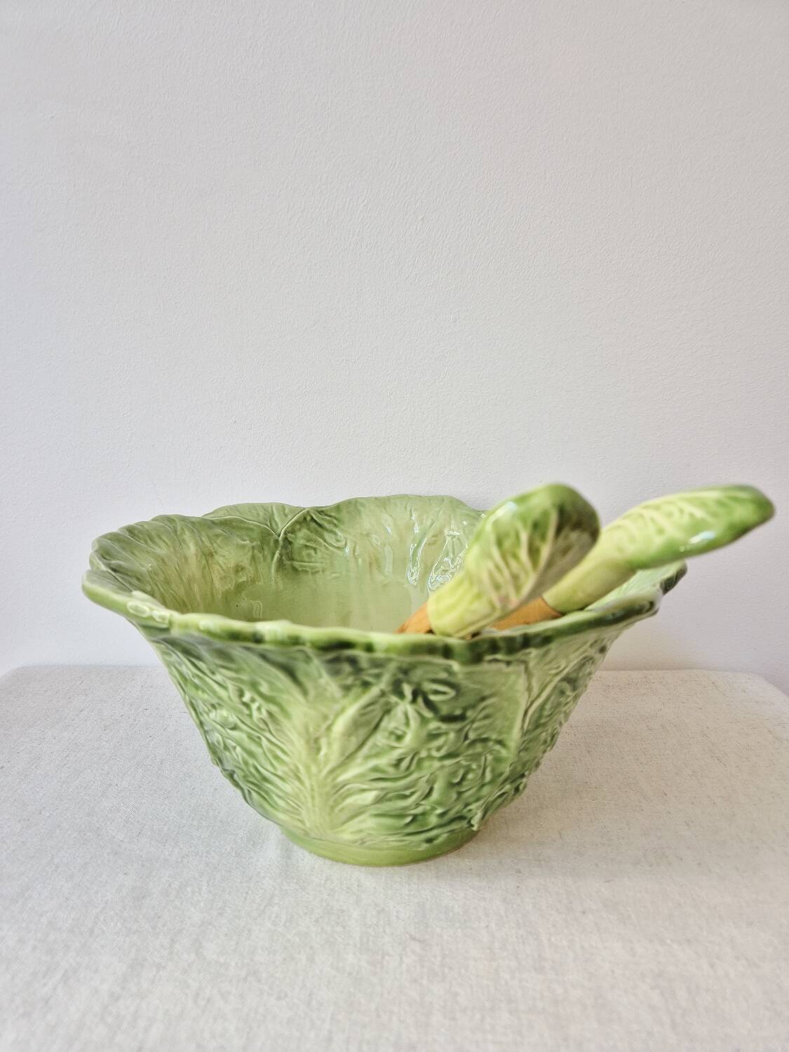 Large salad bowl in earthenware "Cabbage" 1970s - Vintage