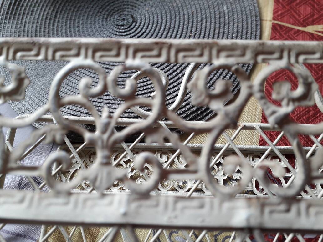 Magazine rack