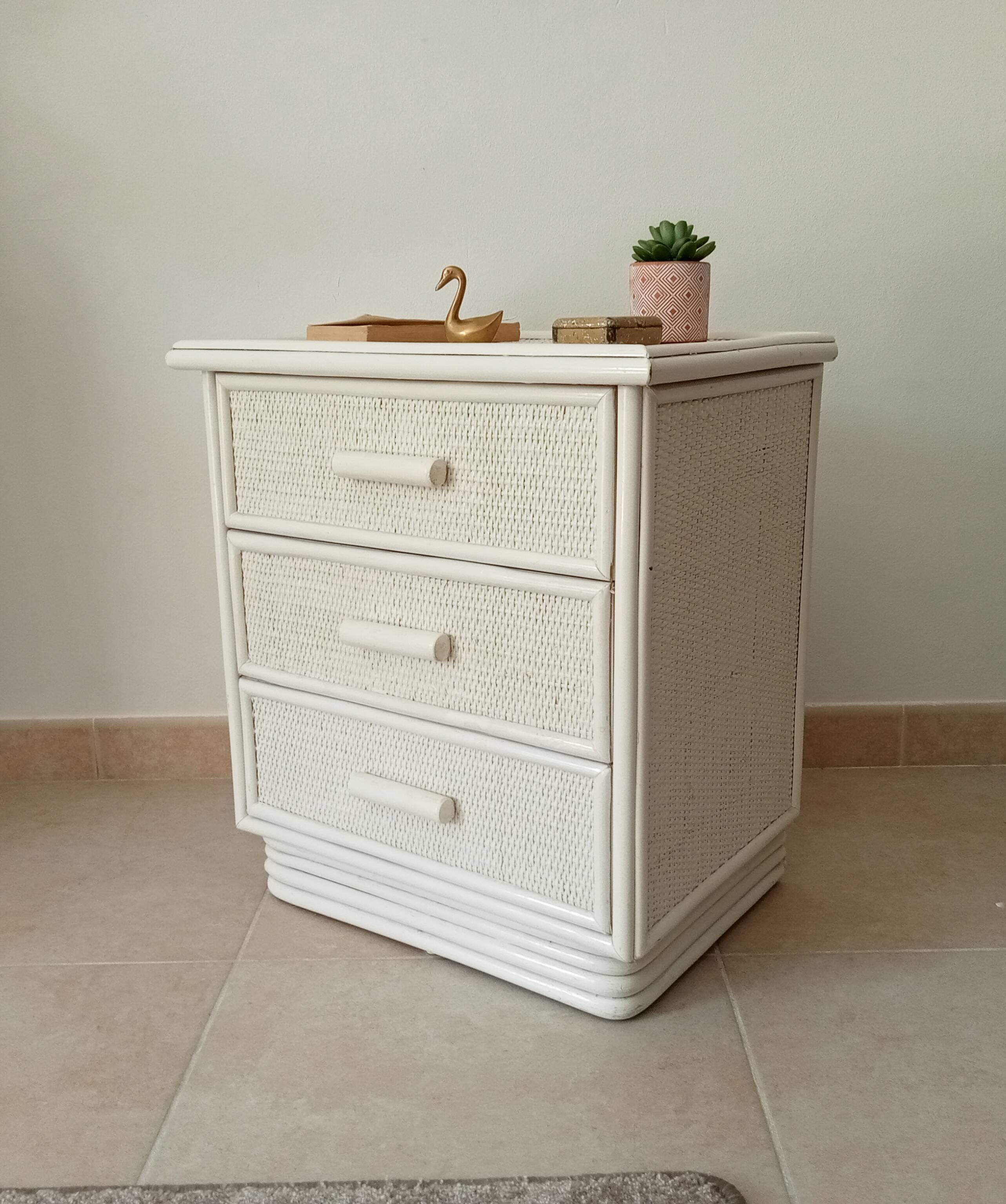 Vintage rattan bedside table from the 70s/80s