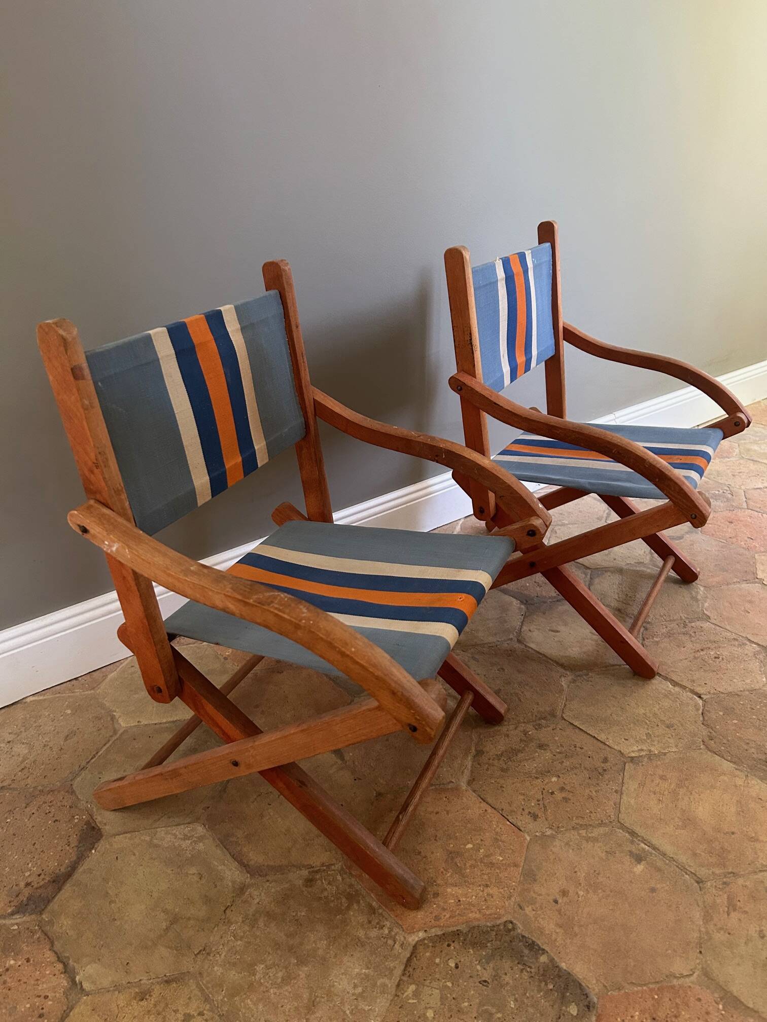 Children's folding armchair in wood and canvas
