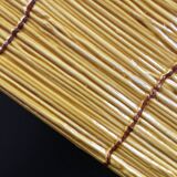 Straw-style slip tray