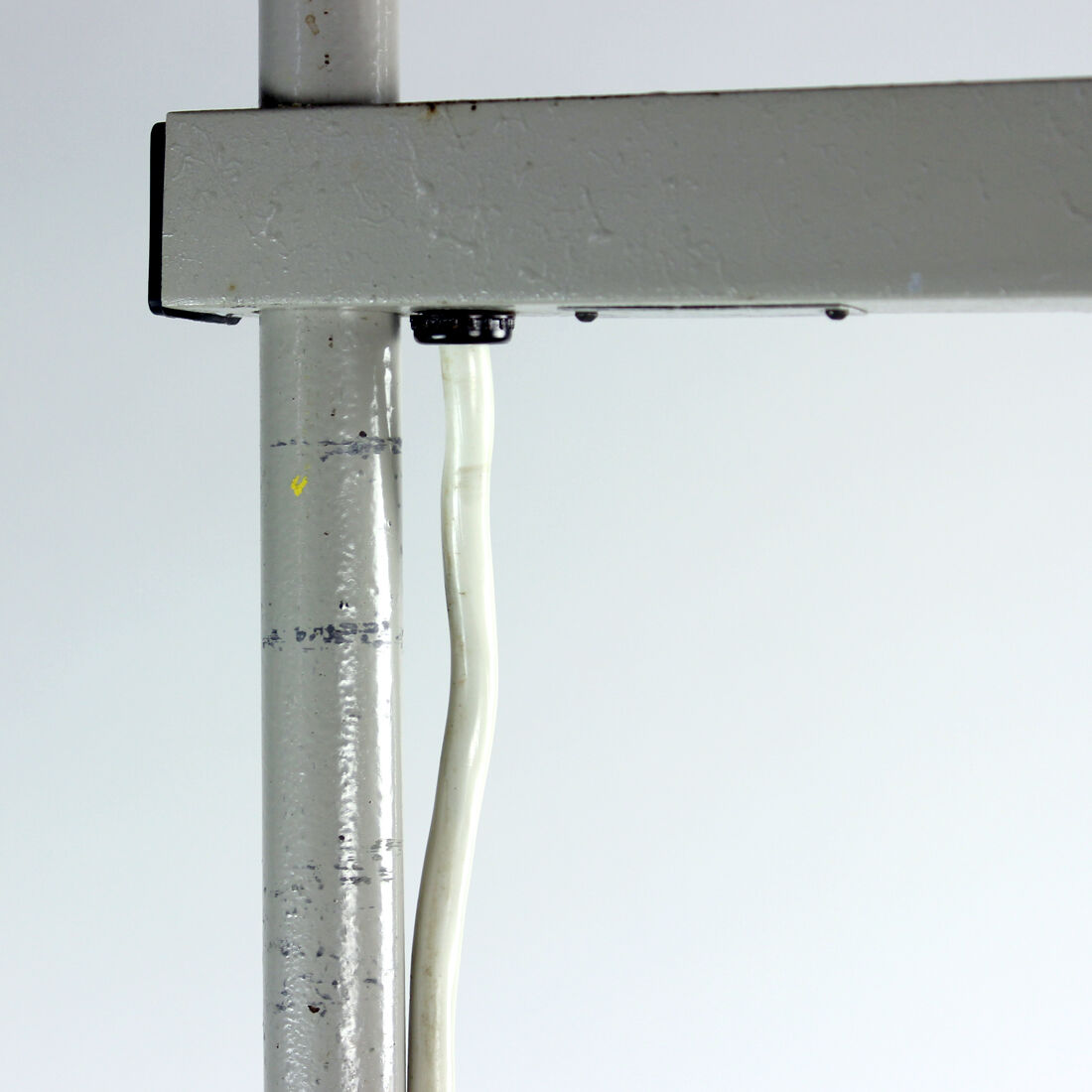 Lampadaire en métal, Tchécoslovaquie des années 1950