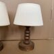 Lot de 2 lampes en bois anciennes