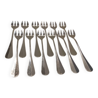12 silver-plated oyster forks by silversmith J Brille with stick handles.