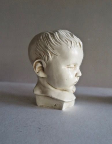 Child bust by Paridon