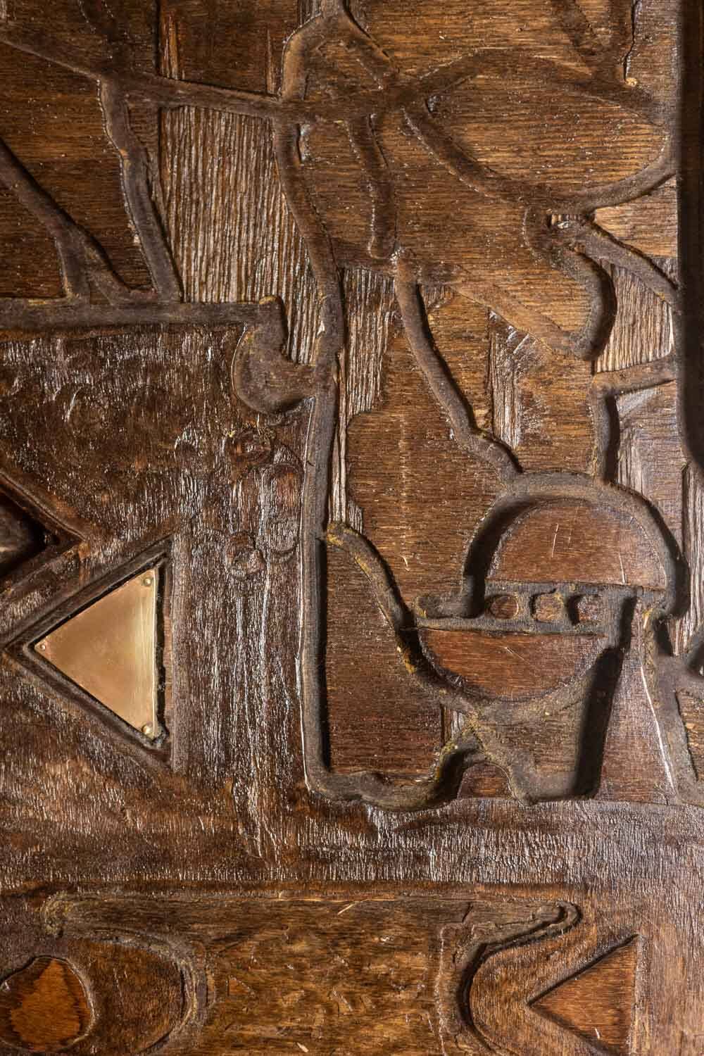 V. de Segonzac. Triptyque moderniste en bois sculpté. Contemporain.