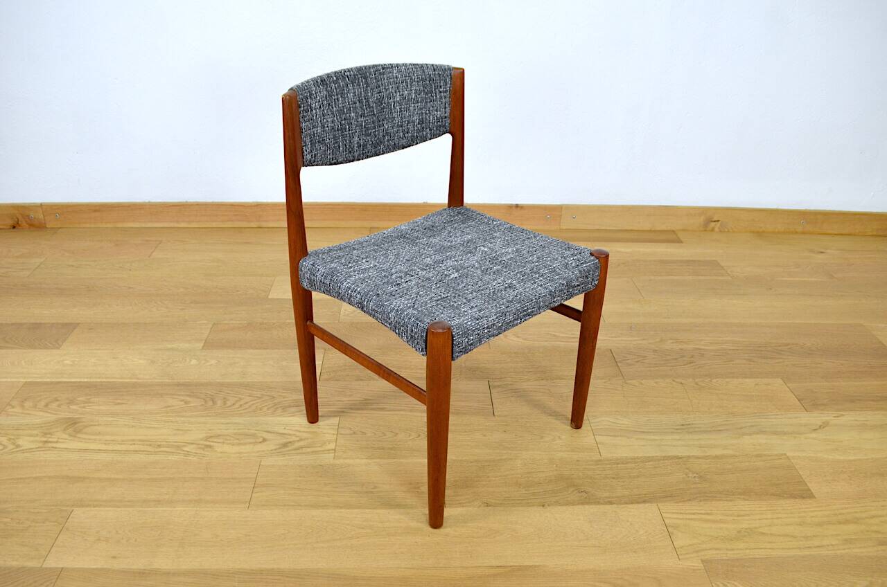 4 Vintage Scandinavian Chairs 1960 Glostrup Edition