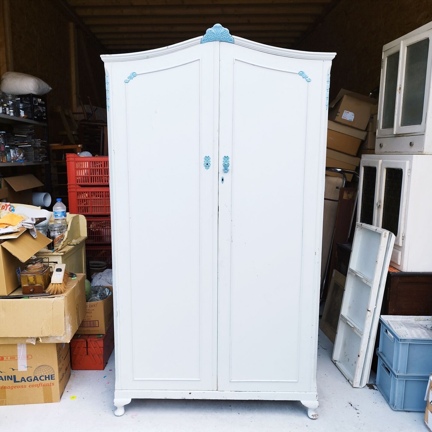 Wardrobe dressing room english vintage storage