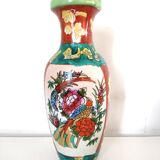Modern Chinese porcelain vase