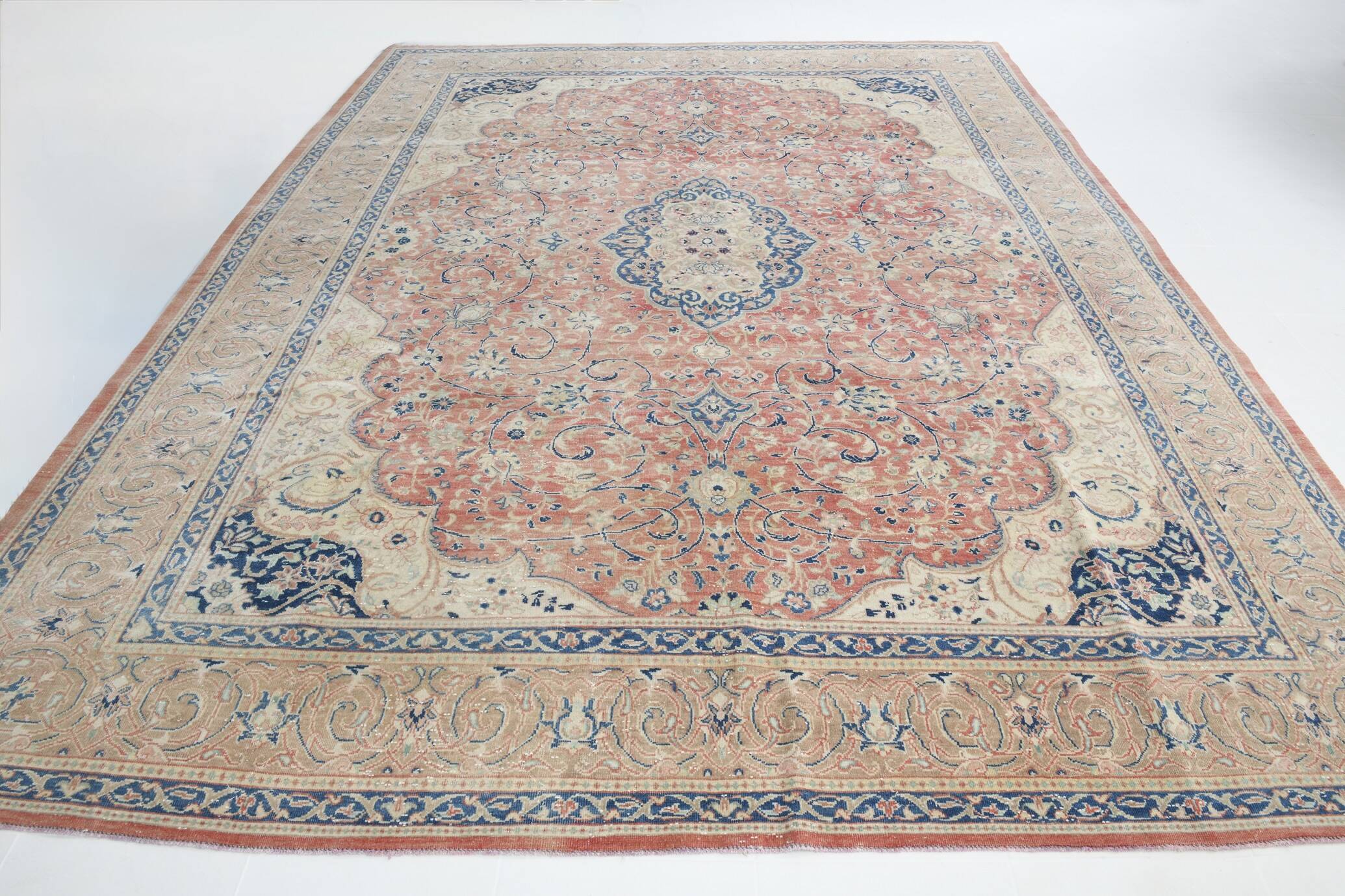Classic Red & Blue Oversize Vintage Rug, 310x404Cm