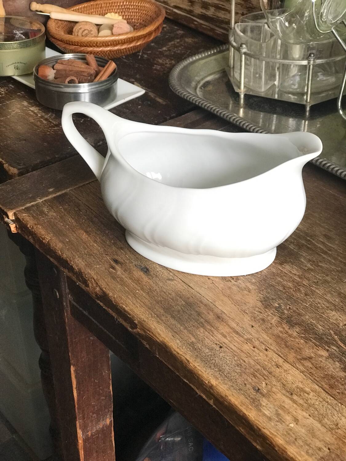 Ssaucière en porcelaine vintage