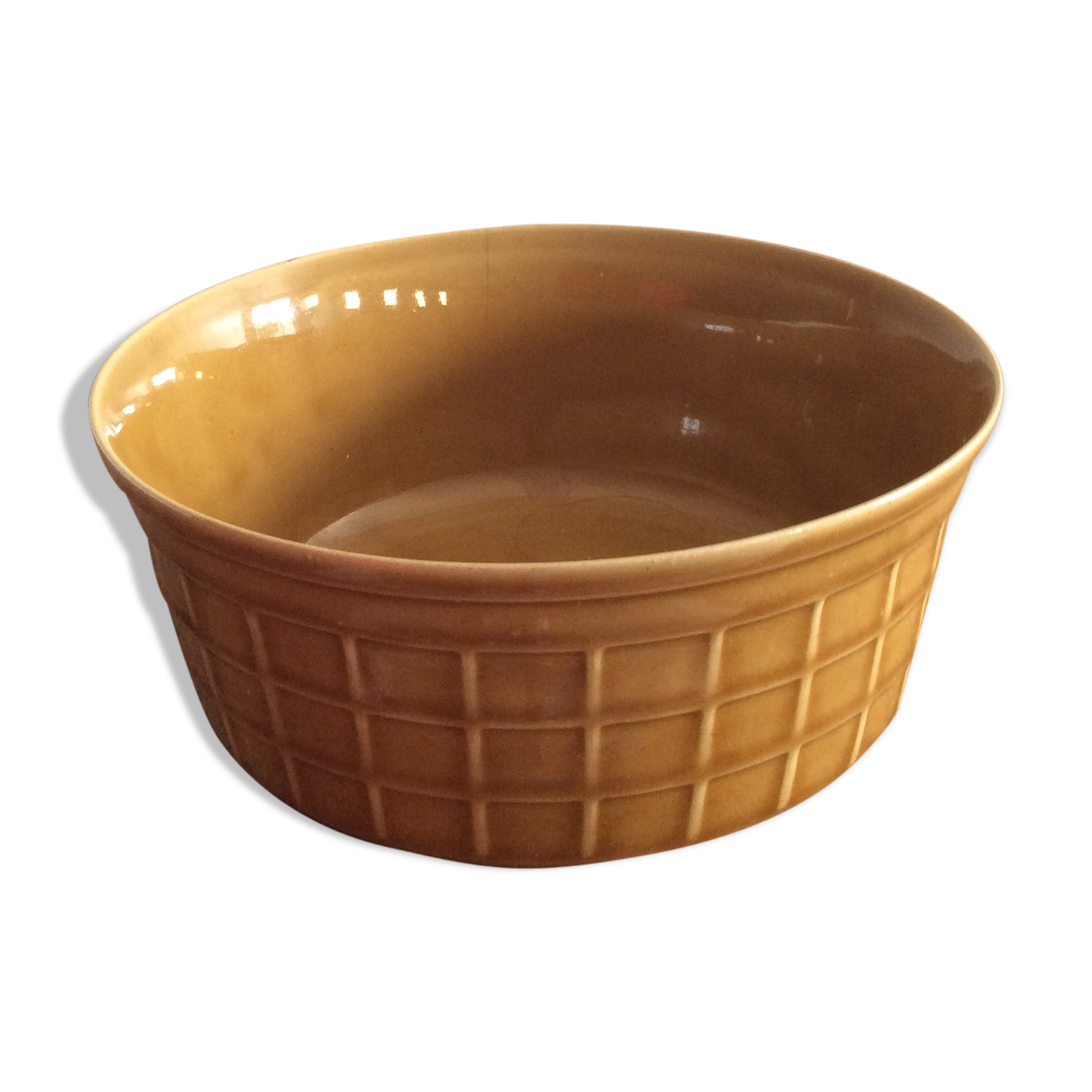 Dish or ceramic bowl, 50 years.