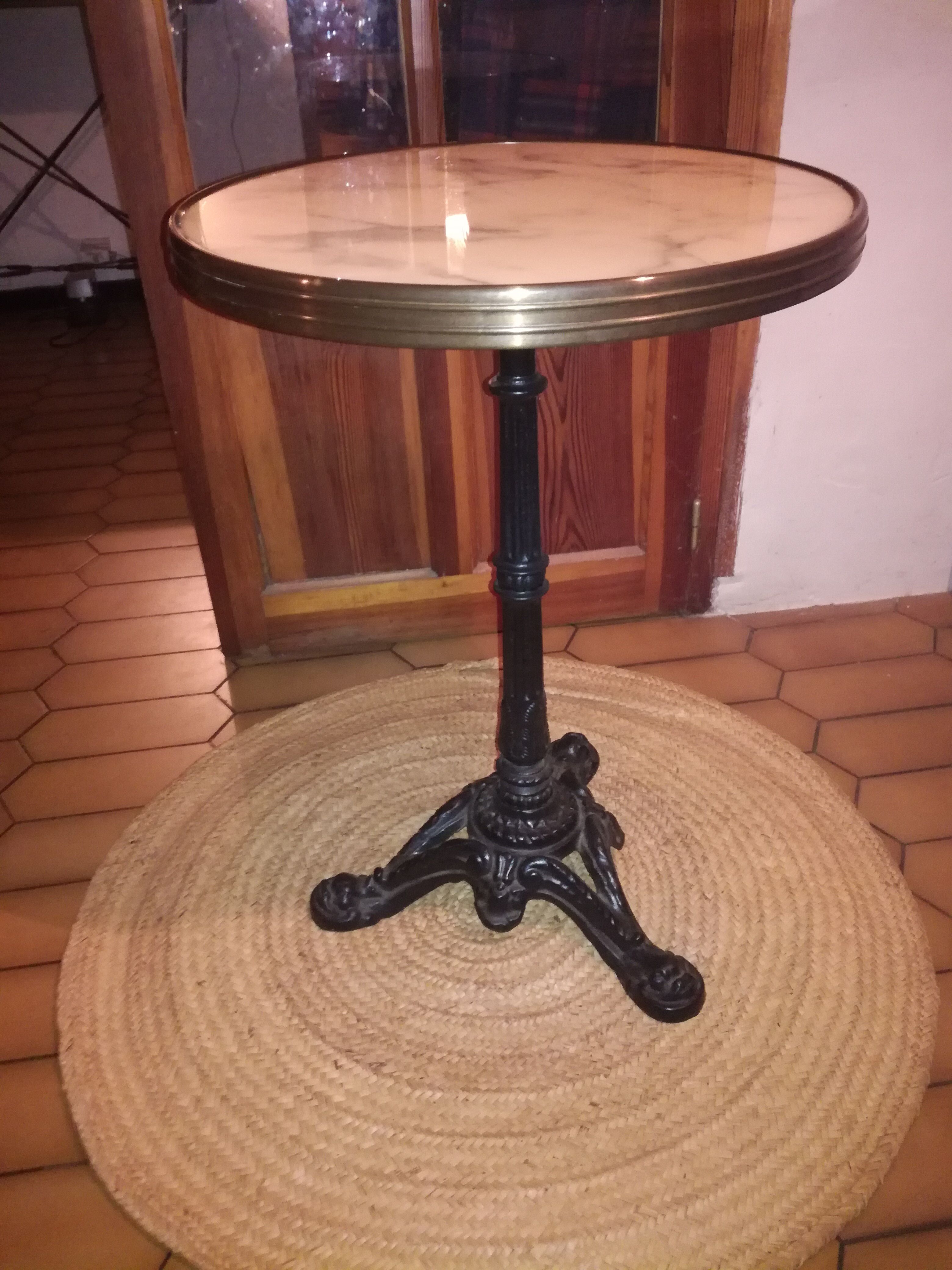 Guerdon bistro table