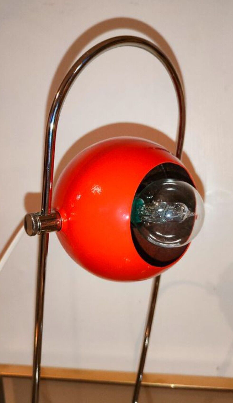 Lampe à poser vintage 1980 eyes ball red
