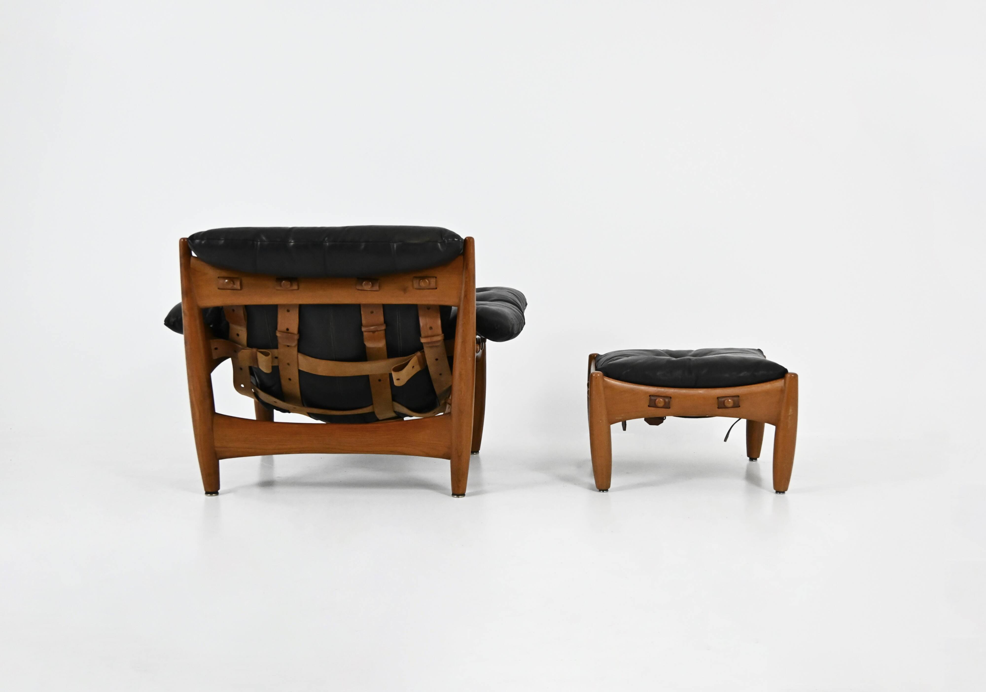 Armchair with footrest "Sheriff" by Sergio Rodrigues for ISA Bergam.
