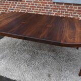 Rio rosewood table
