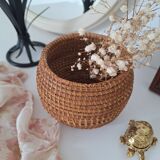 Woven wicker pot