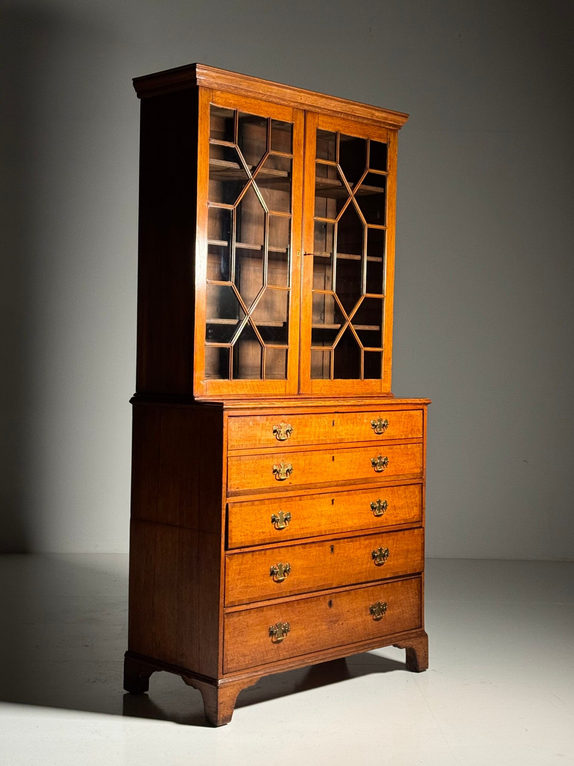 Bureau bibliothèque anglais vers 1800