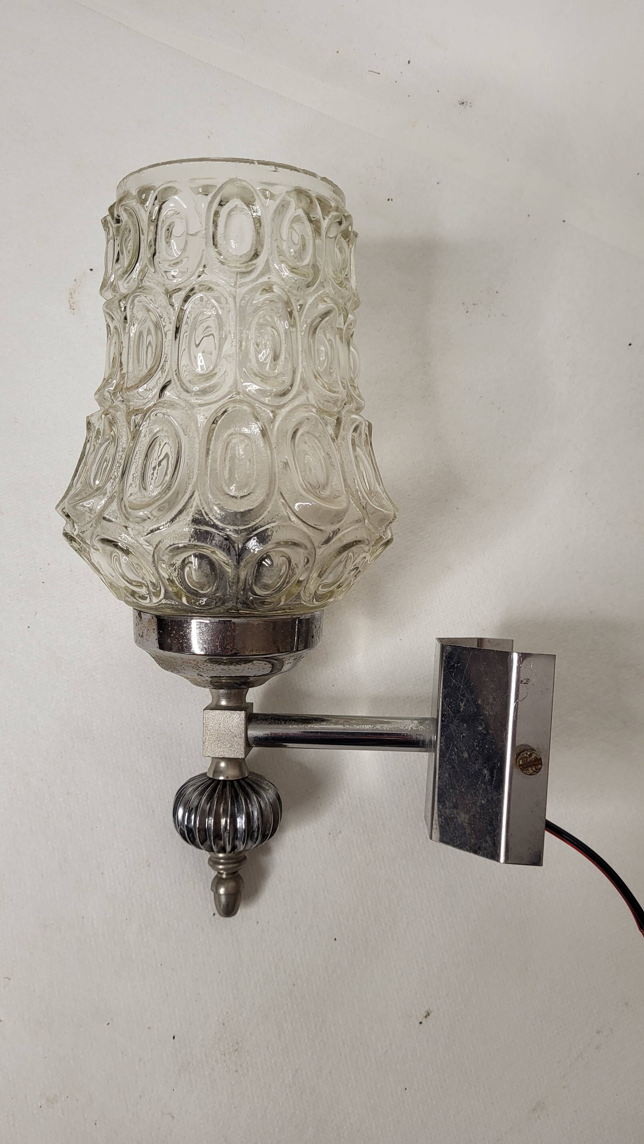 Wall lamp in glass and chrome metal