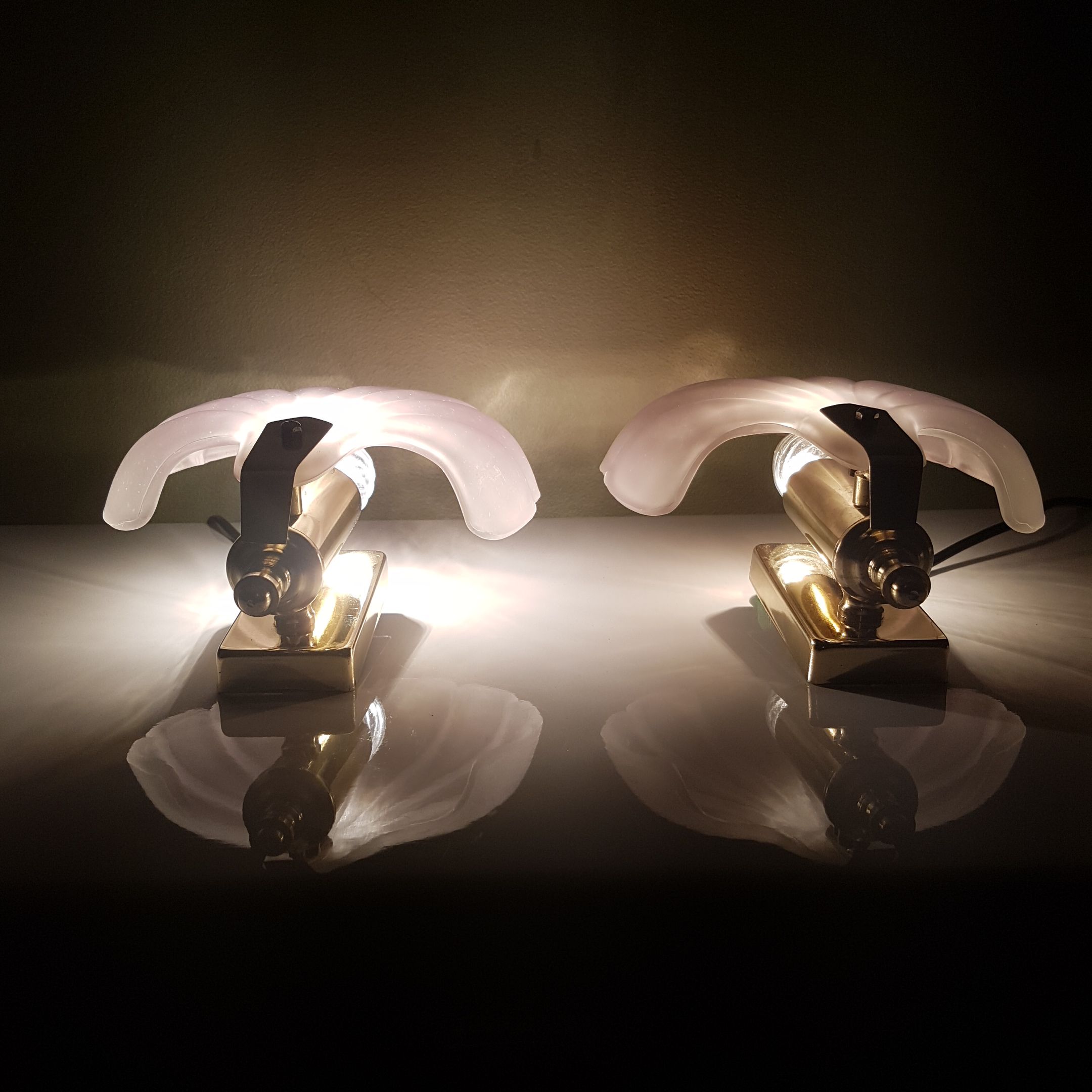 Pair of sconces shell pressed glass sand and golden steel 1970
