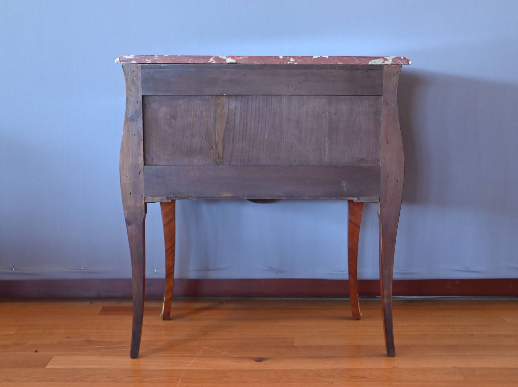 Commode en Acajou, style Louis XV – 1ère Partie XXe