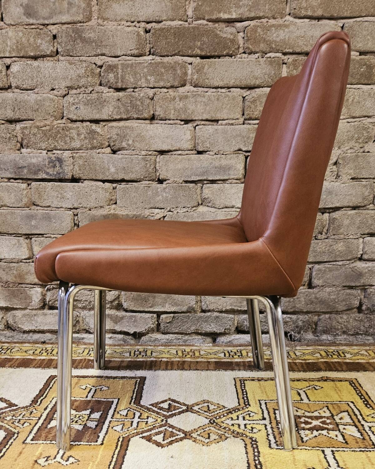 Fauteuil chauffeuse moderniste 1970