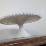 Ancien présentoir en verre opale blanc dentelé