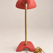 Vintage desk lamp from the 50s-60s – Coral red and brass – Tripod base