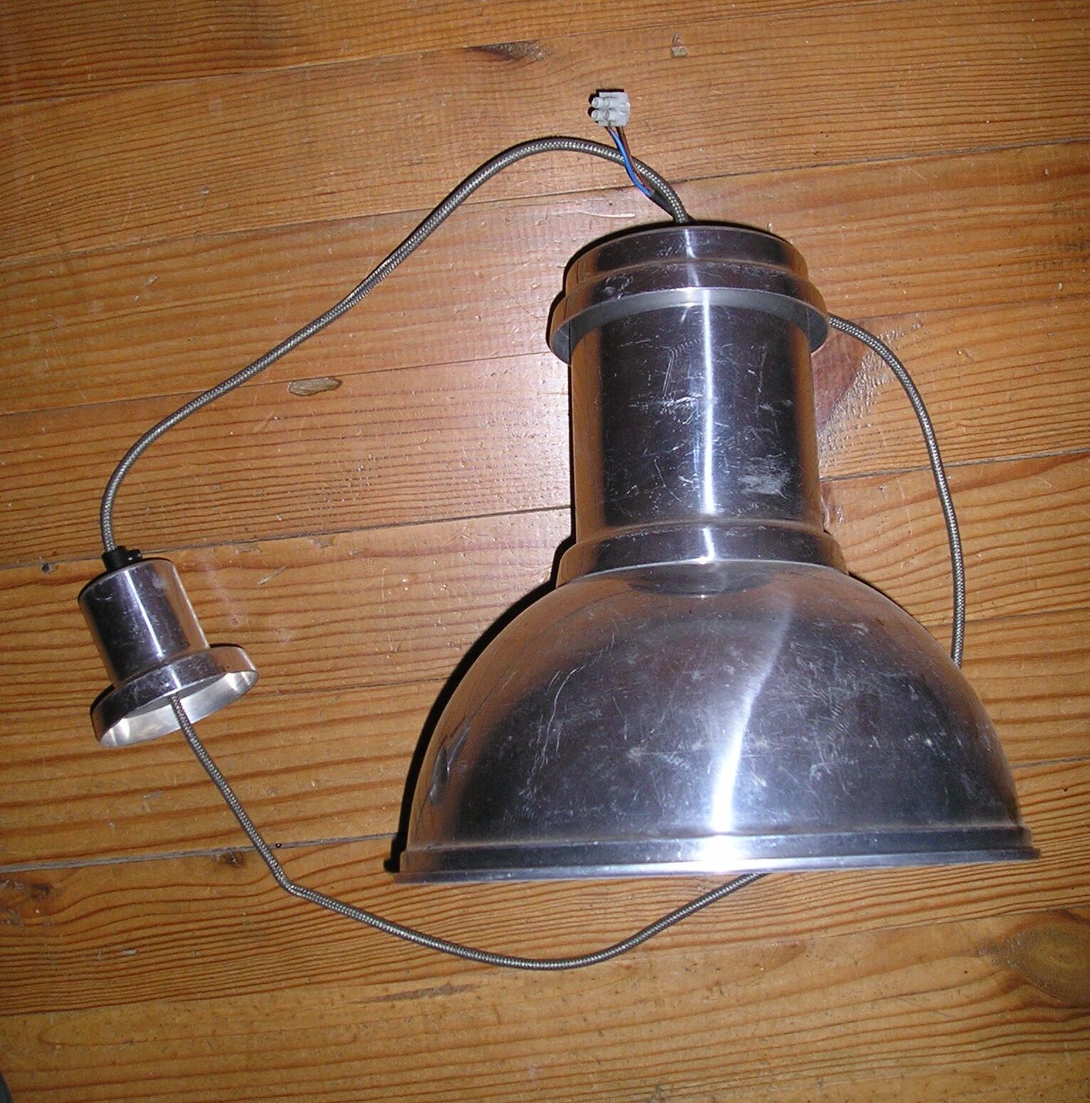 Aluminum hanging
