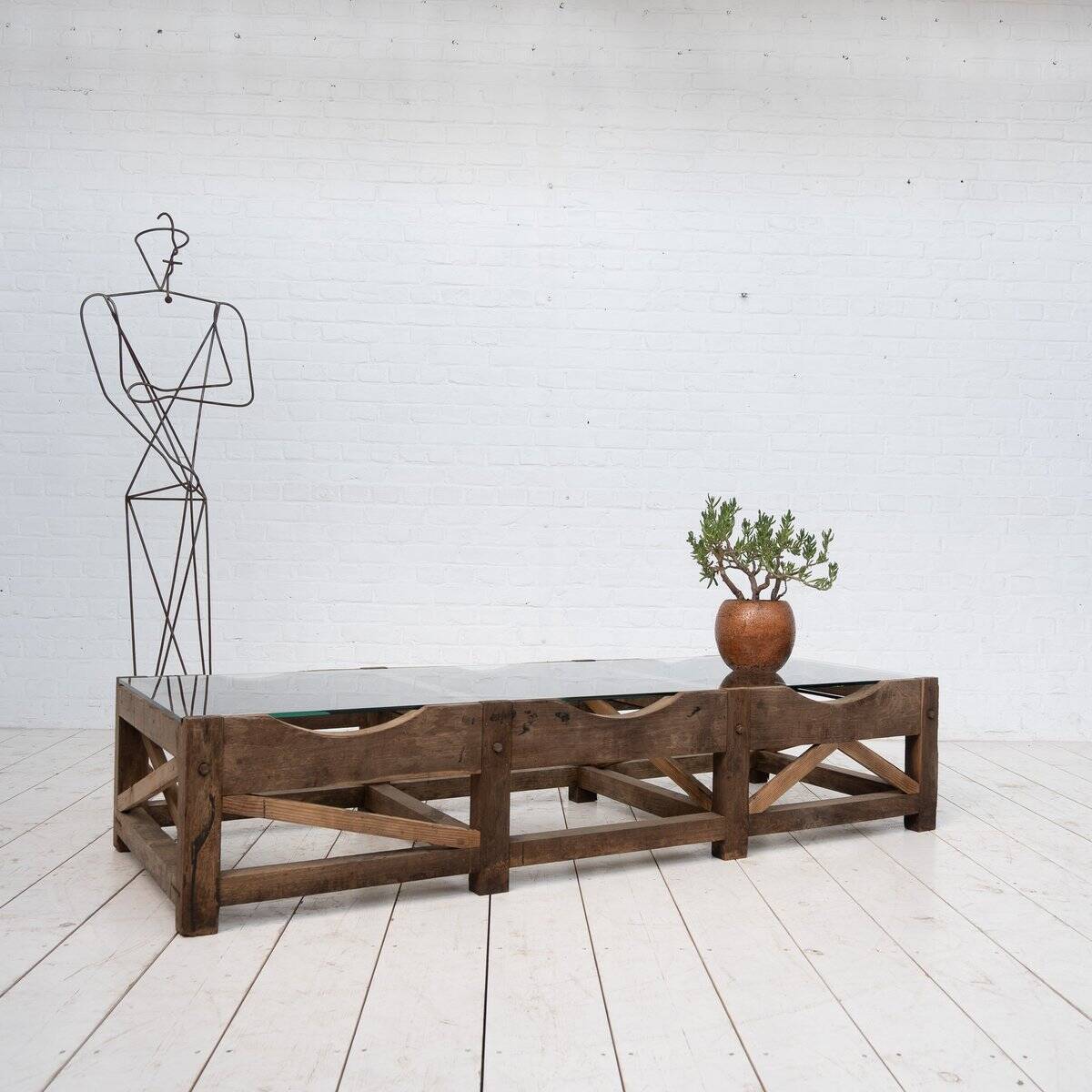 Grande table basse primitive, années 1900