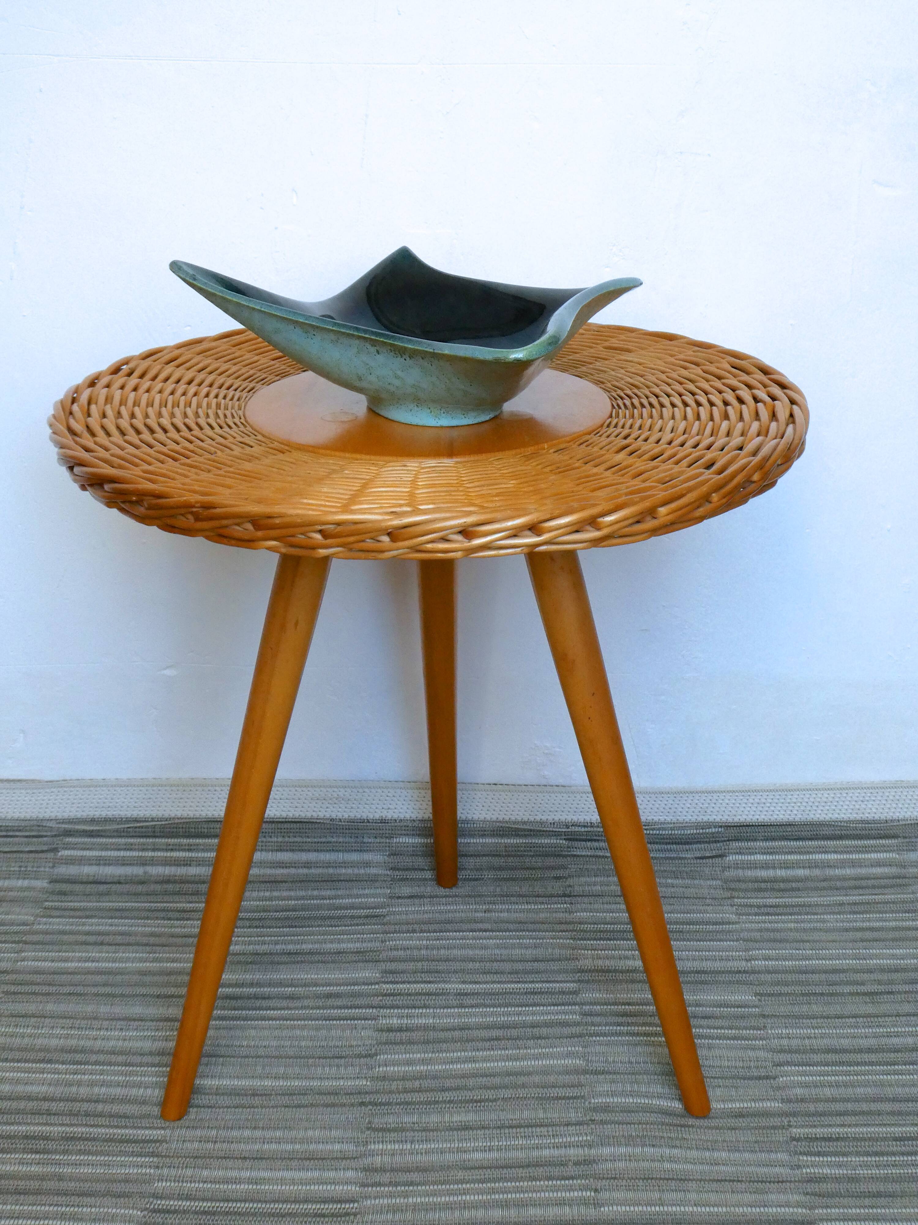 Tripod table, rattan and light wood side table