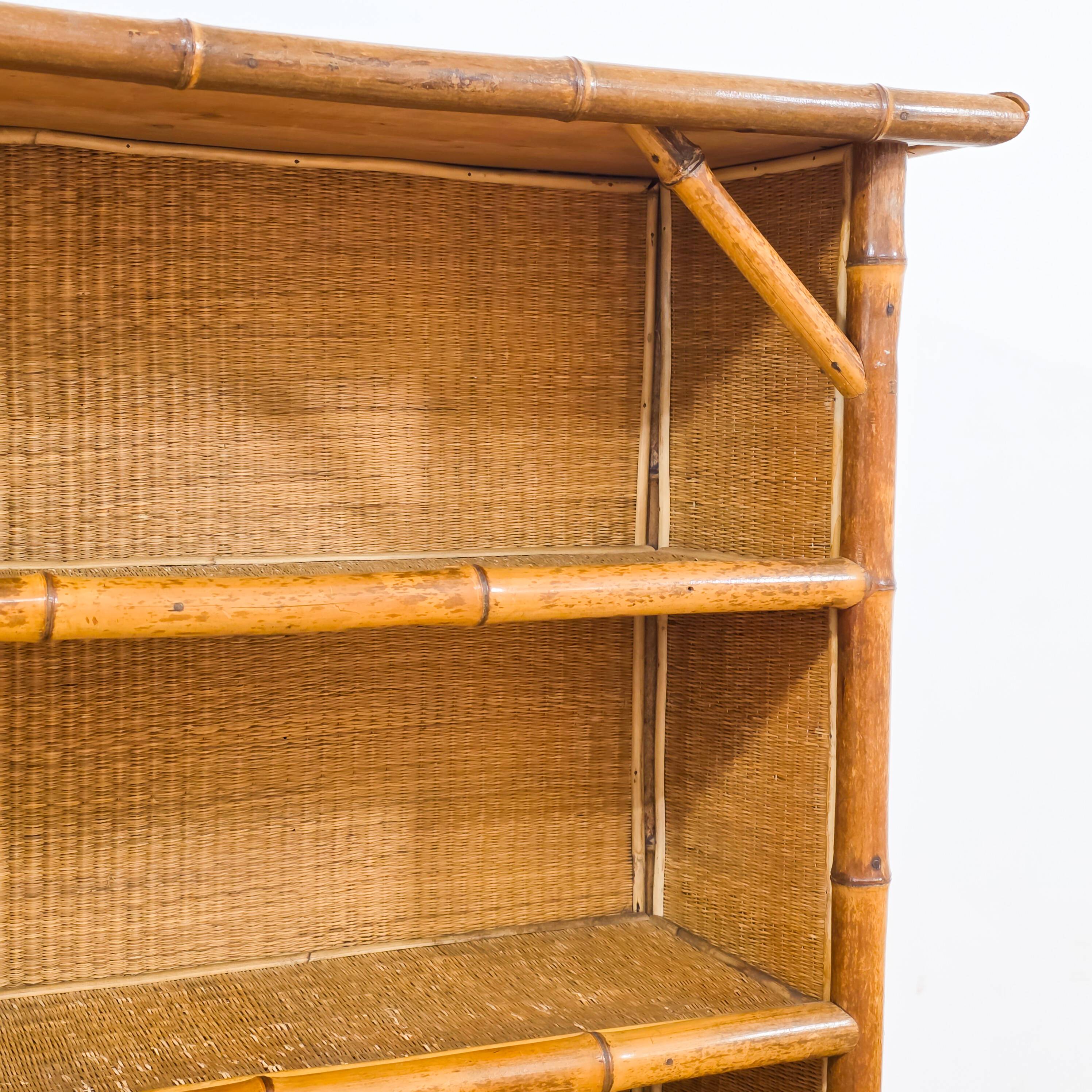 Superb antique bamboo and rattan library – 19th century