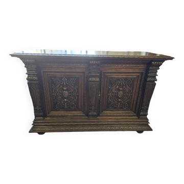 Bahut 2 portes style renaissance en noyer