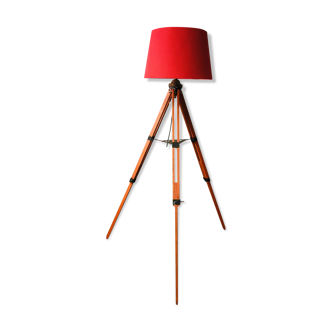 Lamp on a tripod, poland 80